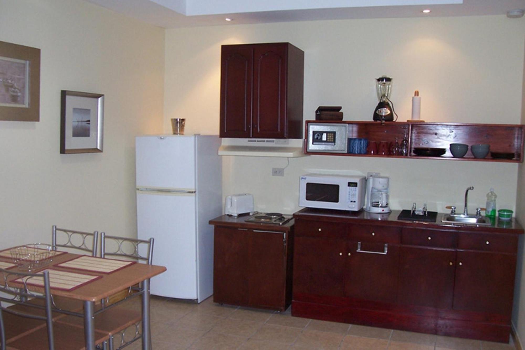 Apartotel Don Francisco San Jose  Phòng bức ảnh